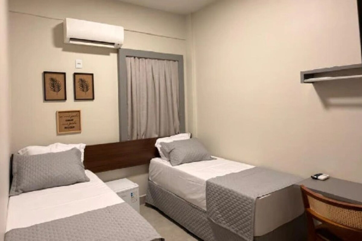 Quarto casal ou duplo básico | Wi-Fi de cortesia