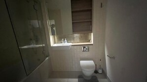 Unclassified image, 3 of 10, button - Kidbrooke Place - 1 Bedroom (London)