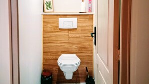 Bathroom - Appartement cosy et confortable. Chez Lyne. (Laragne-Montéglin)