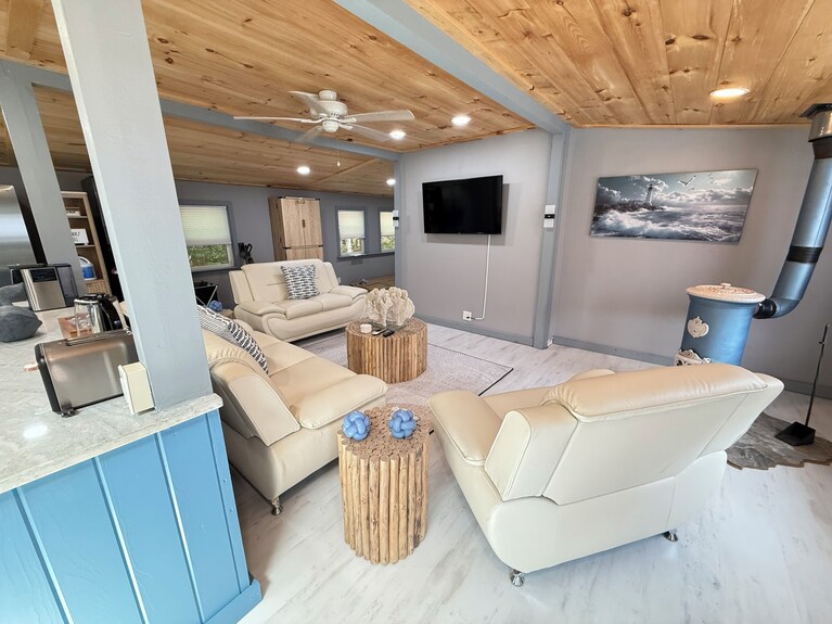 Welcome To Bay State Bliss. Charming 2-bedroom House In Quaint Vinalhaven - Vinalhaven