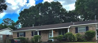 The Luxe Haven - 3BR • Huge Gated Yard • Private Patio