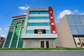 Ảnh chưa phân loại, 4 trong số 23 ảnh, nút