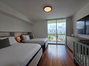 Desk, iron/ironing board, travel crib, WiFi - Ocean View Retreat | 5 Min Walk to Beach + 2 Valet (Sunny Isles Beach)