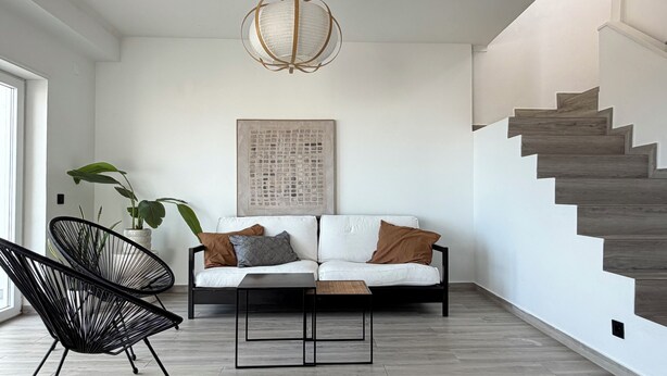 Living area - Vrbo Property (Ericeira)