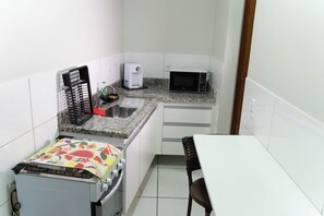 Apartment | Private kitchen - CONDOMÍNIO SONHARE - 103 (ANAPOLIS)