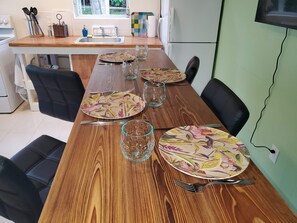 Dining - Remodeled Artist Studio in Coconut Grove (Miami)