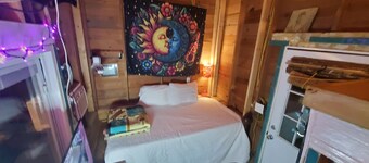 Peaceful studio with AC in charming Mobile perfect for getaway