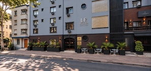 Exterior - LRH Santiago (Recoleta)