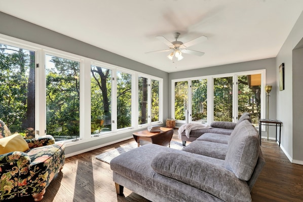 Unclassified image, 1 of 31, button - Wooded Whitetail Retreat at Beaver Lake - Sleeps 14 - Games, Decks & Lake Access (Rogers)