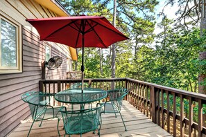 Unclassified image, 2 of 31, button - Wooded Whitetail Retreat at Beaver Lake - Sleeps 14 - Games, Decks & Lake Access (Rogers)