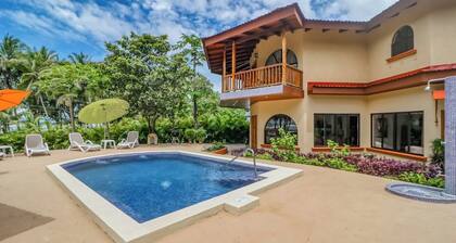 Casa de Somer Beachfront Home with Private Pool
