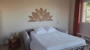 Room - Vrbo Property (Apt)