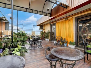 บ้านพัก | รับประทานอาหารกลางแจ้ง