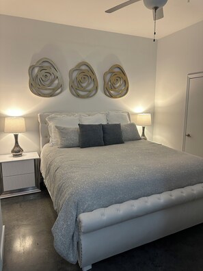 Room - "Beautiful Luxury Loft in the Heart of Downtown" (Memphis)