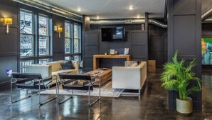 Unclassified image, 4 of 18, button - "Beautiful Luxury Loft in the Heart of Downtown" (Memphis)