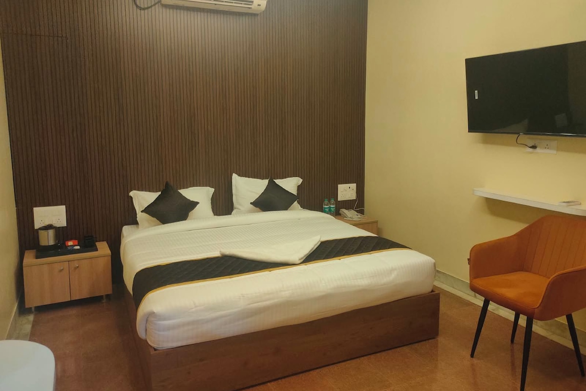 Comfort Room, Balcony, Beach View | Meja, Wi-fi percuma 