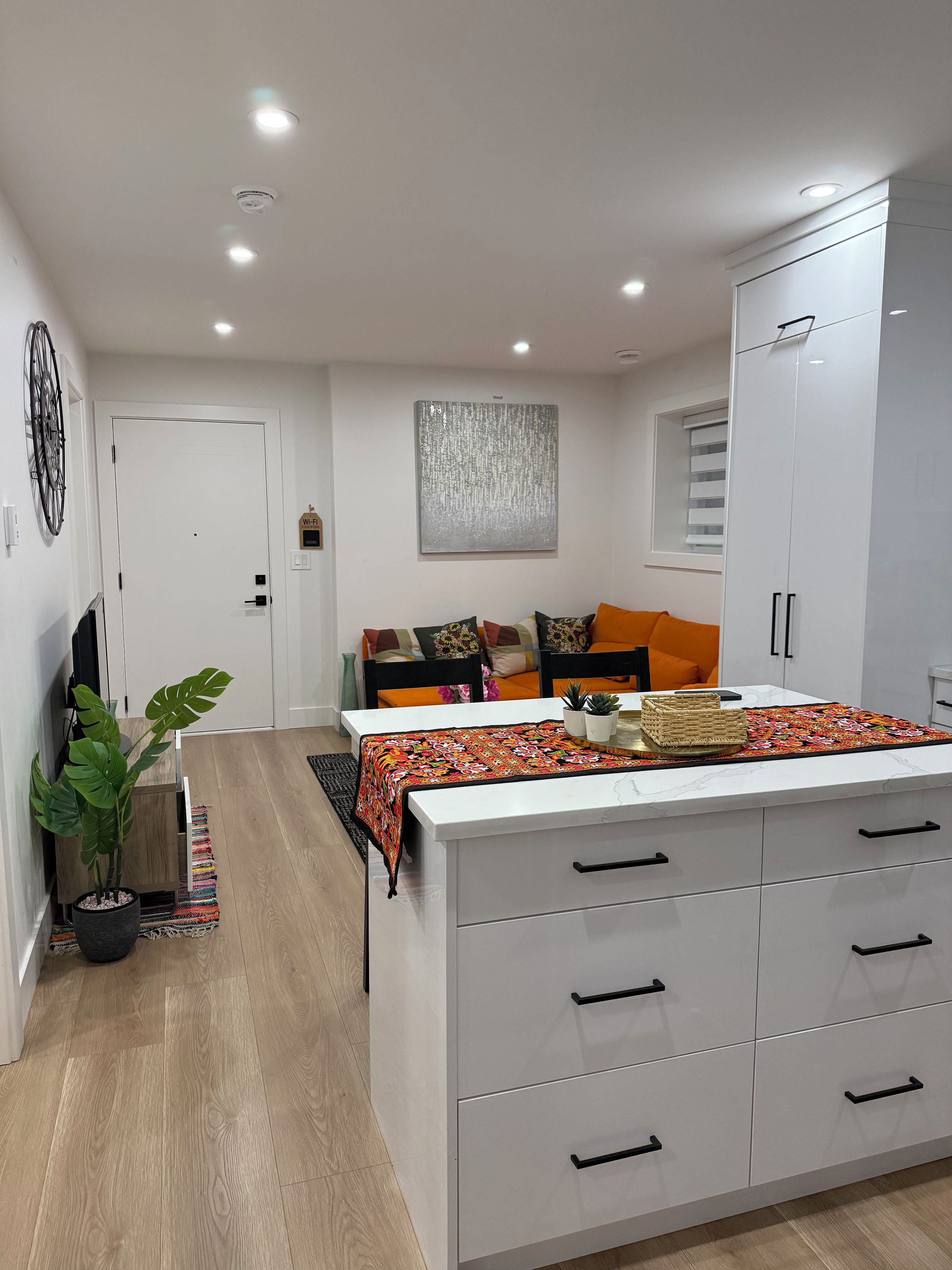 Modern Comfort Guest Suite|south Surrey/white Rock - White Rock