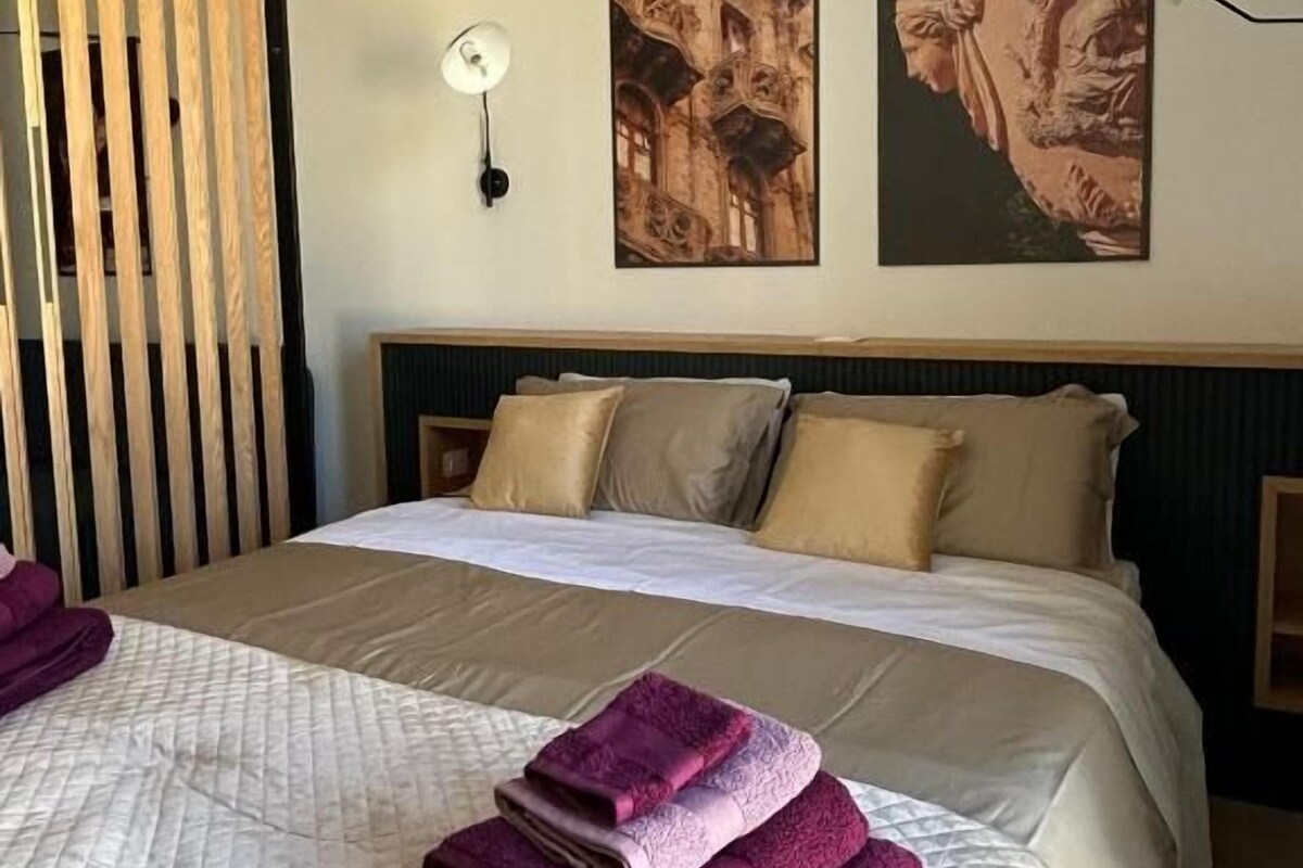Studio Confort, balcon, vue ville