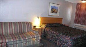 Double Room, 2 Queen Beds - Pepper Tree Motel  (Ontario)