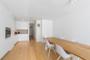 Unclassified image, 4 of 16, button - Vrbo Property (Knokke-Heist)