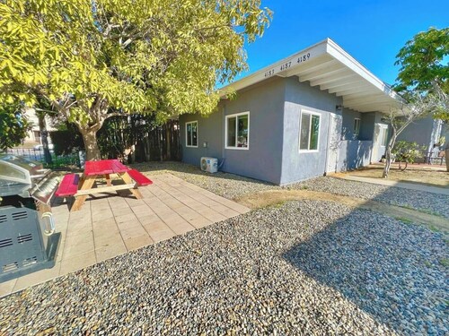 Modern Hideaway Near Downtown With Private Patio