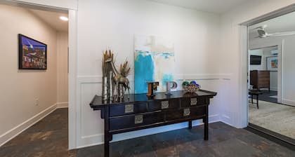 Beautiful first floor apartment, full stocked kitchen set in charming downtown.