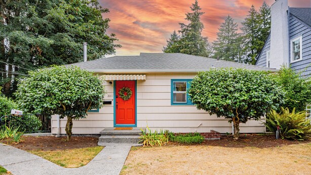 Unclassified image, 1 of 17, button - Cozy Olympia Cottage-Style Retreat in Capital area (Olympia)