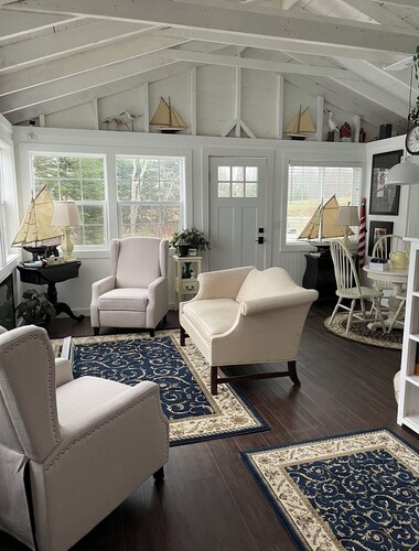 COZY 1-bedroom Charming Cottage located in Midcoast Maine 15 minutes from Camden