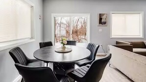Unclassified image, 4 of 30, button - Spacious 4-bedroom townhome in beautiful Bloomfield with AC (Bloomfield)