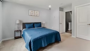 Unclassified image, 3 of 30, button - Spacious 4-bedroom townhome in beautiful Bloomfield with AC (Bloomfield)