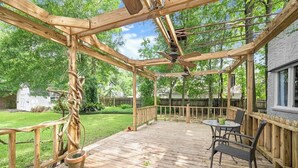 Unclassified image, 2 of 9, button - LSU GAME DAY COTTAGE!! Cozy and inviting cottage near LSU and Perkins Road! (Baton Rouge)
