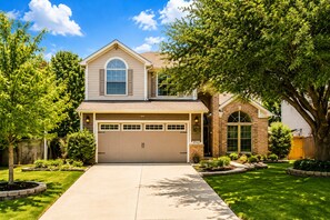 Exterior - Family Friendly Retreat, Fire Pit, Games, More (McKinney)