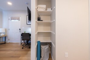 Interior - Cozy Casa | Private Modern Studio · La Mesa (La Mesa)