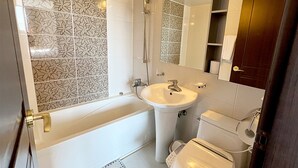 Diamond Villa (40 pyeong, no consecutive nights) | Bathroom - O2 Resort (Taebaek)