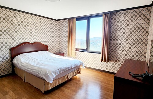 O2 Resort