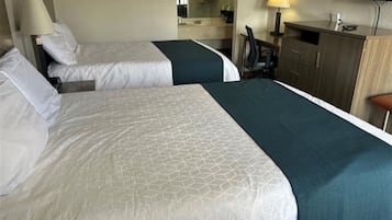 Iron/ironing board, WiFi (free), bed sheets