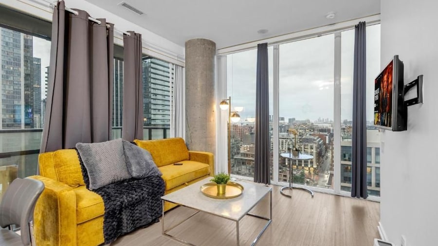StayToronto - The Entertainment Suites