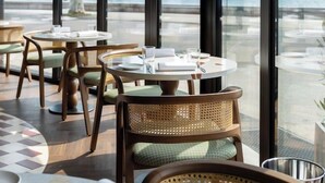 Unclassified image, 4 of 70, button - Hotel Real Nyon (Nyon)
