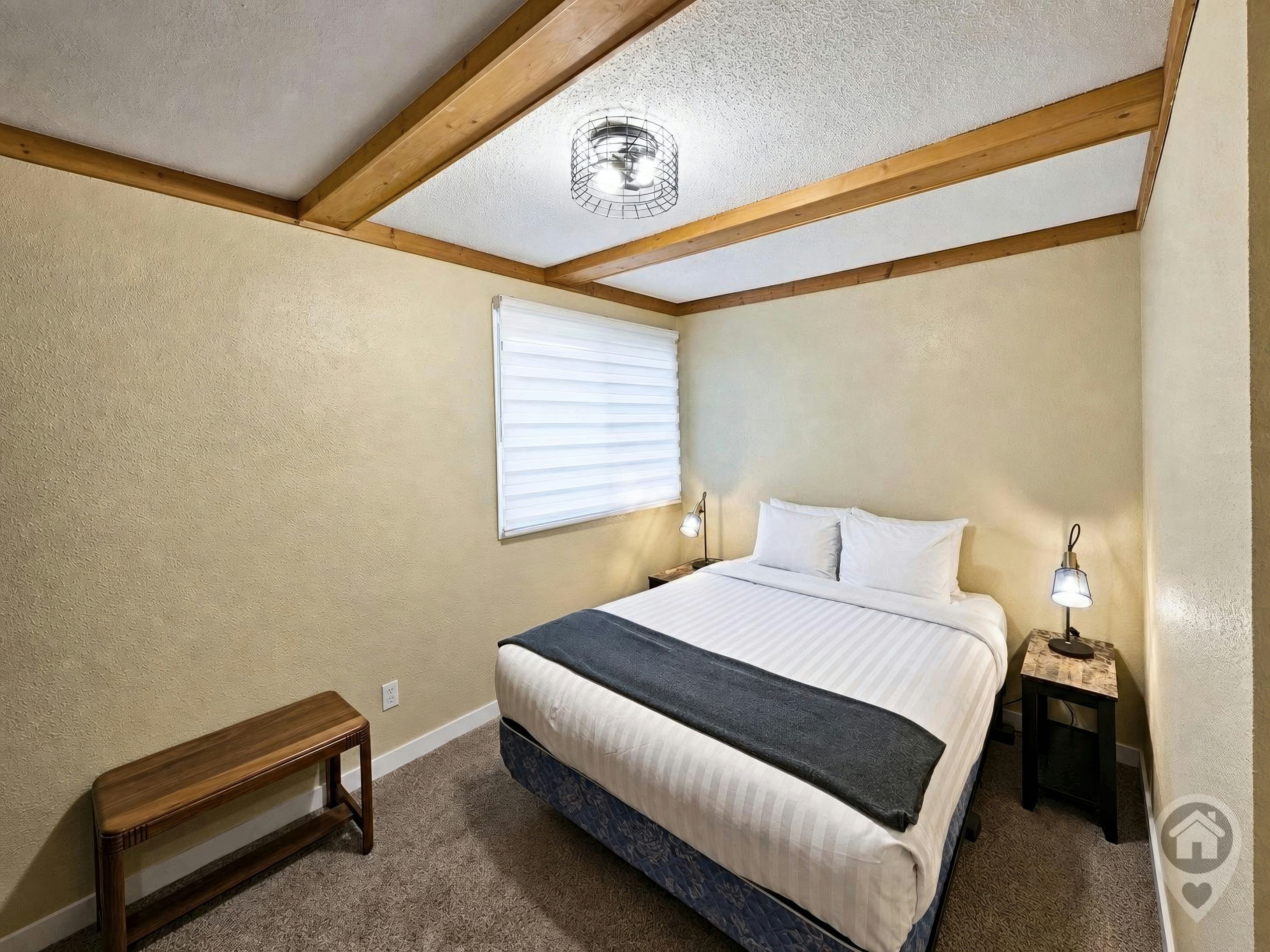 1 bedroom, WiFi (free), bed sheets