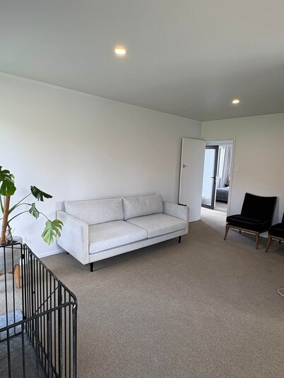 Modern Cambridge Retreat