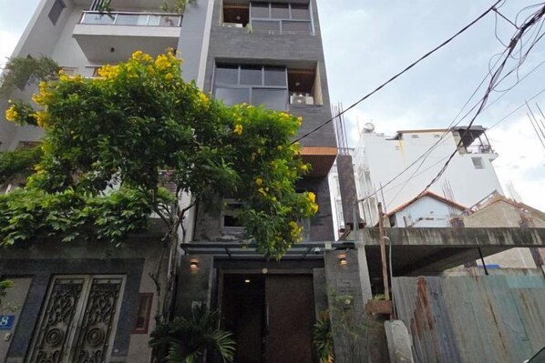 Ảnh chưa phân loại, 1 trong số 79 ảnh, nút