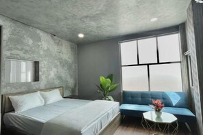 Ảnh chưa phân loại, 5 trong số 79 ảnh, nút