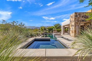 Pool - The Reserve - Luxury 4-Bedroom Retreat Plus Office in Peaceful Indian Wells (Indian Wells)