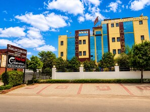 Exterior - Hotel Royal Celebration (Jaipur)