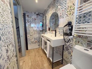 Bathroom - Hotel Boutique Adealba Badajoz (Badajoz)