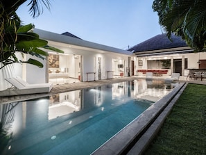 Biệt thự (3 Bedrooms) | Ngoại thất