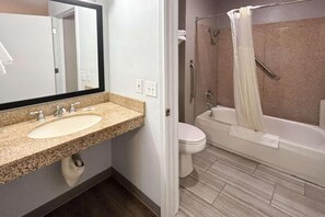 Bathroom - Cozy Suite King Bed|Free Parking (Vancouver)