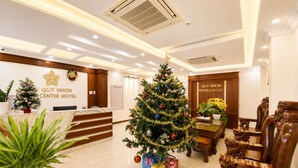 Khu sảnh