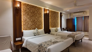 Unclassified image, 2 of 23, button - The Palm Regency Beacon Vapi (Vapi)