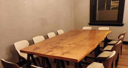 The Historical Bank house 2 Home Stay